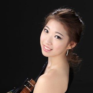 Julia Hwang